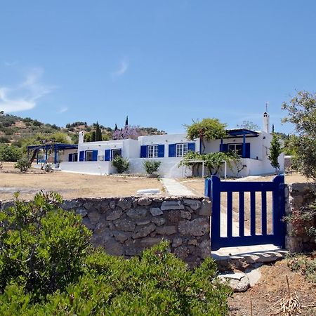 Aroura Homes 4Br Beachfront Villa سبيتسيس المظهر الخارجي الصورة