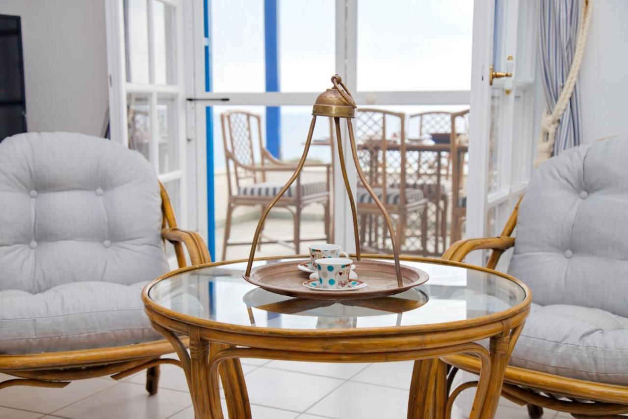 Aroura Homes 4Br Beachfront Villa سبيتسيس المظهر الخارجي الصورة
