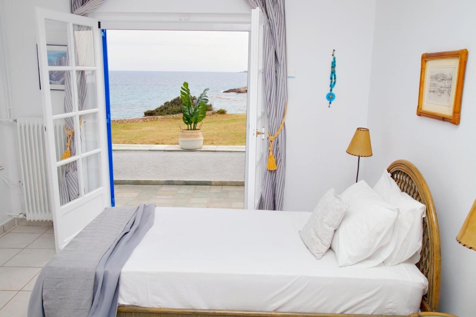Aroura Homes 4Br Beachfront Villa سبيتسيس المظهر الخارجي الصورة